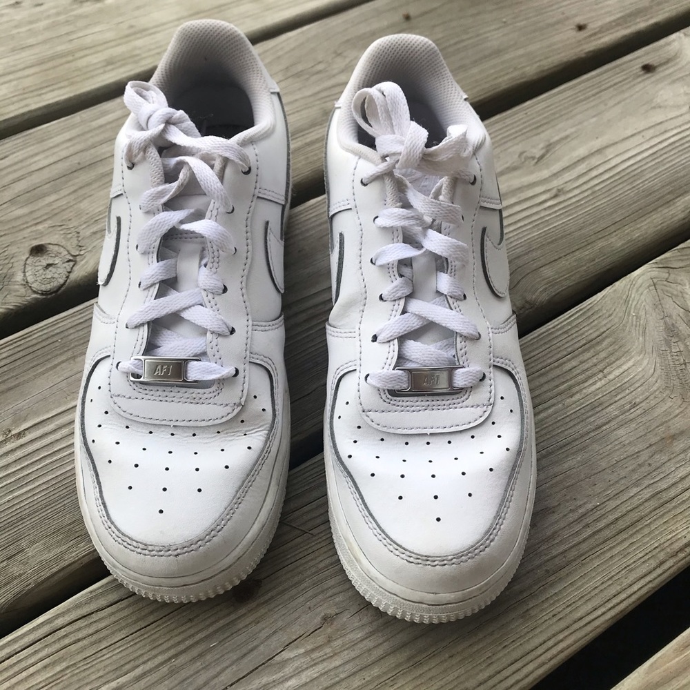 NIKE AIR FORCES YOUTH 6